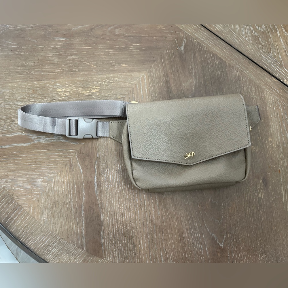 Freshly Picked park crossbody bag